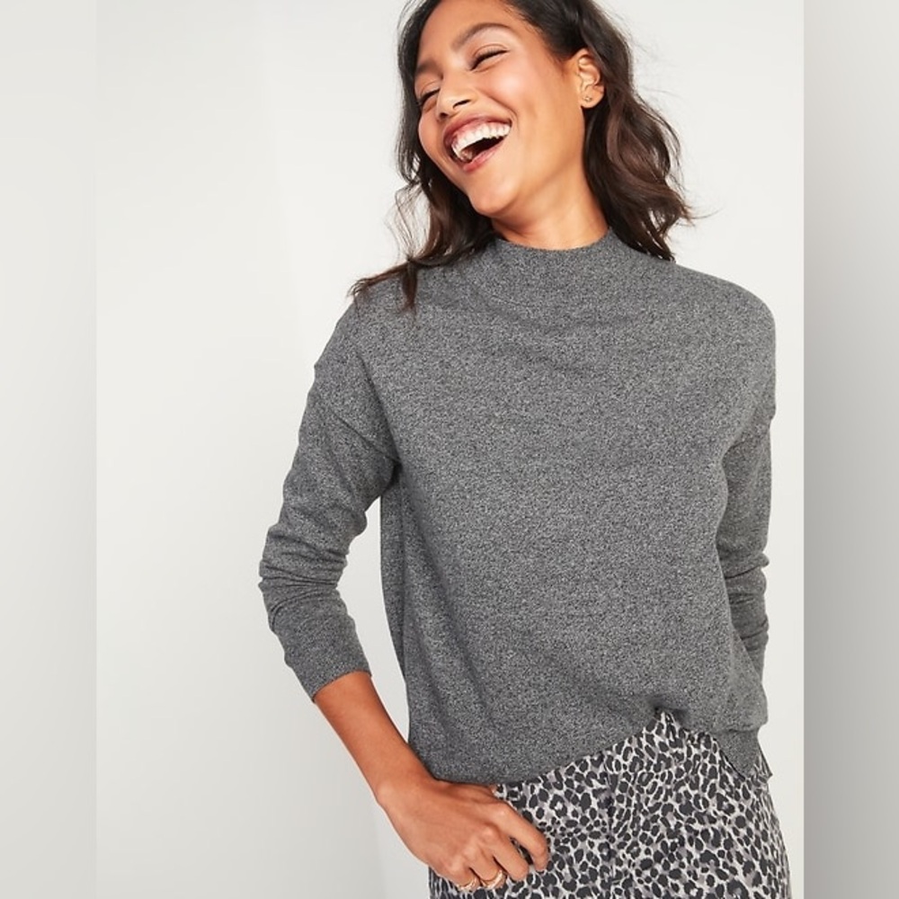 Old Navy Women's Gray Mock Neck Sweater